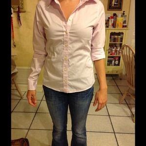 Banana Republic pink fitted button up long sleeves