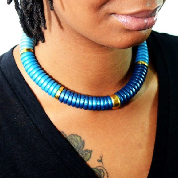 Vintage Jewelry - Vintage "Waves of Aqua" Necklace