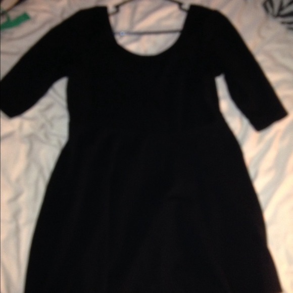 Size L black skater Express dress