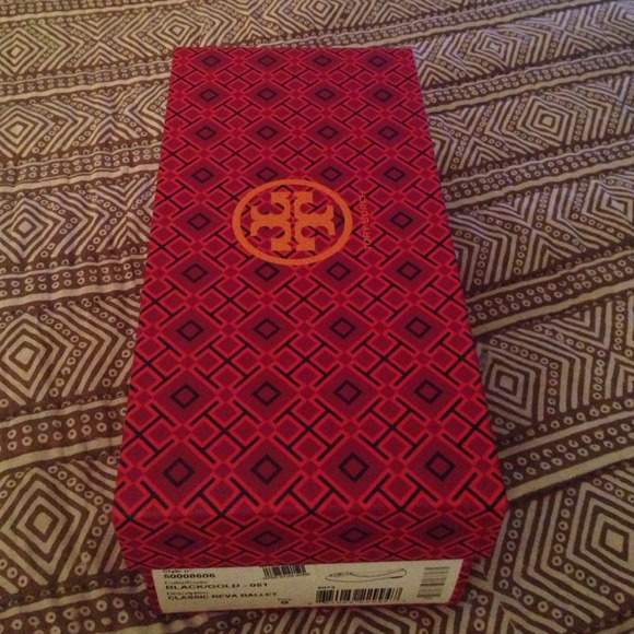 Tory Burch Shoe Box