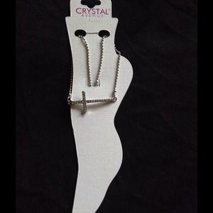 Cross anklet
