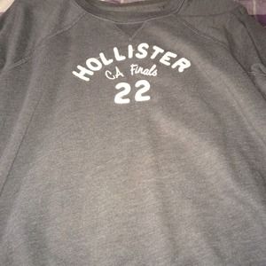 Hollister sweater