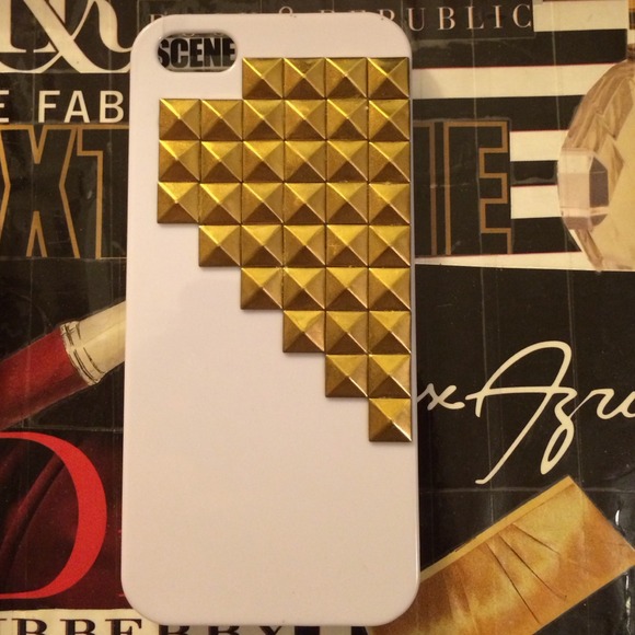White and gold studded iphone 5 case - Picture 1 of 1