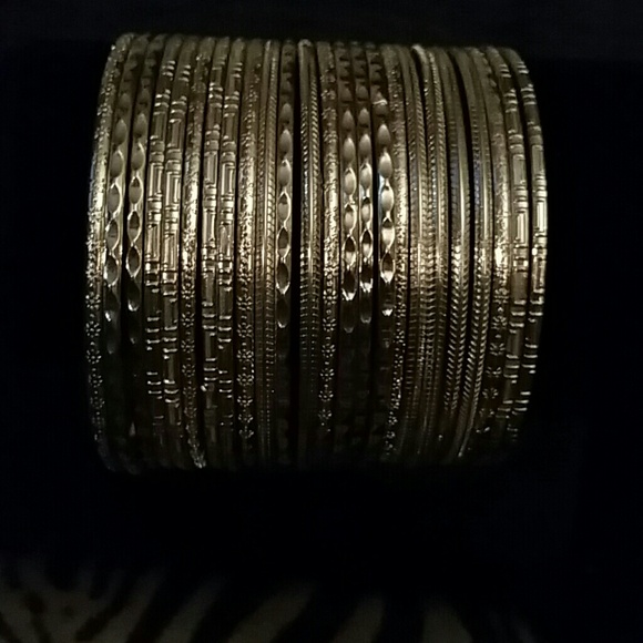 *REDUCED* SILVER BANGLES