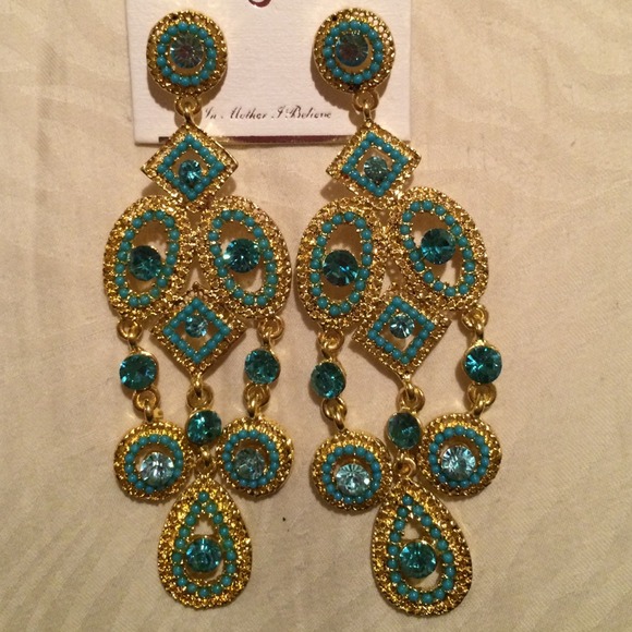 🎯Earrings 😍😍😍