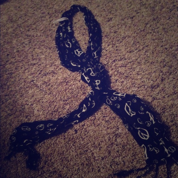 Peace symbol belt