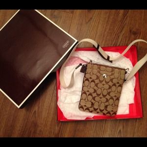 Signature Coach Crossbody