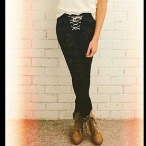 DO NOT BUY "RESERVED FOR AXANDARROW"