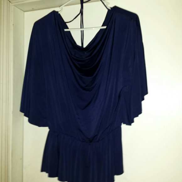 🚫❌SOLD❌🚫Navy blue top - Picture 1 of 2