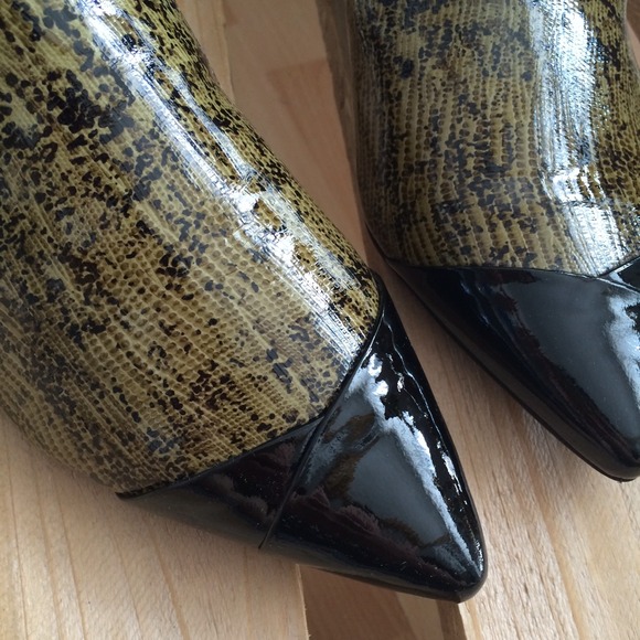 tibi embossed flats - Picture 3 of 4