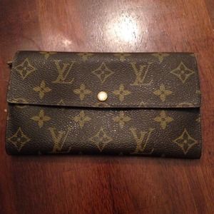 Louis Vuitton Sarah wallet