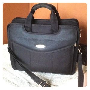 Laptop Case "Mobile Edge"