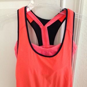 Lululemon tank with bra