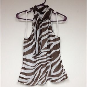Brown and white zebra print halter.