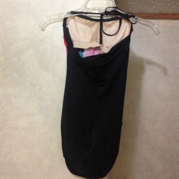 Swimsuit - Picture 2 of 2