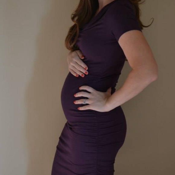 ❎Sold in bundle❎Perfect MATERNITY dress! Plum - Picture 2 of 4