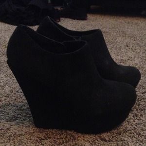 Steve Madden Booties