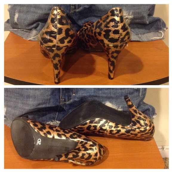 Steve Madden Cheetah print shoes - Picture 2 of 3