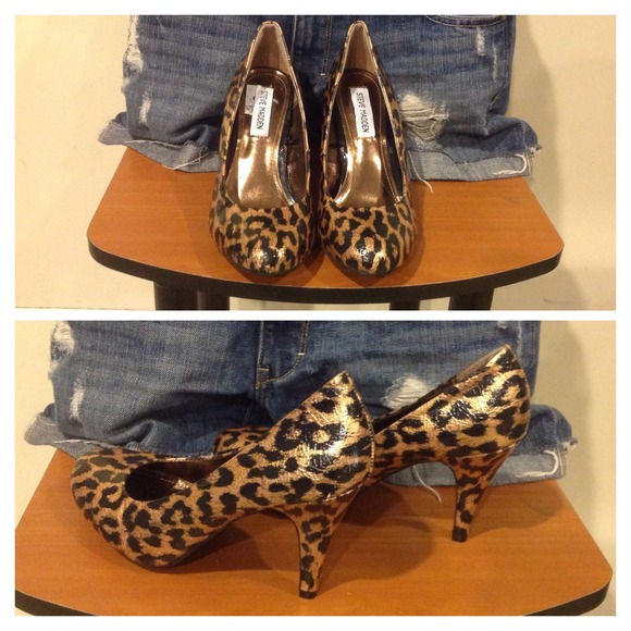Steve Madden Cheetah print shoes - Picture 3 of 3