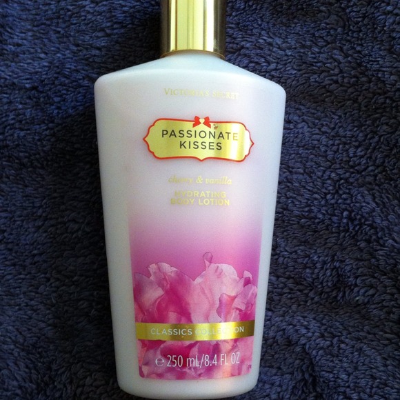 Victoria's Secret Other - 🚫SOLD🚫 Passionate kisses hydrating body lotion