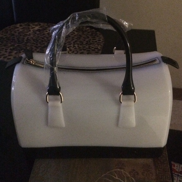 ✨✨Reduction✨✨Jelly handbag white & black