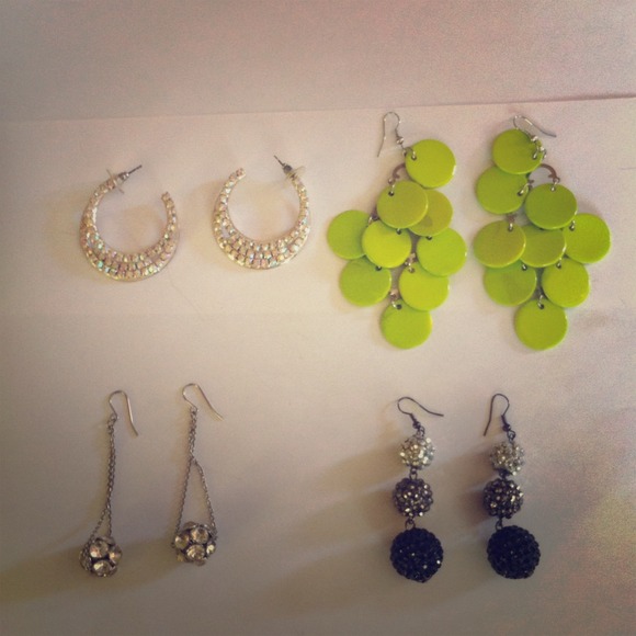 EARRING BUNDLE