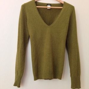📦 J CREW cashmere blend sweater