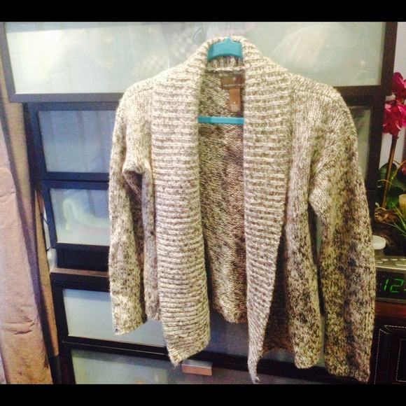 Sweater NEW