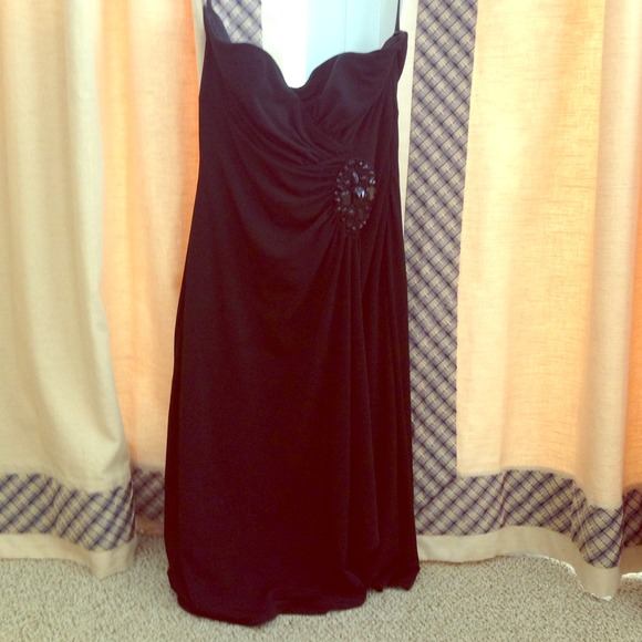 White House Black Market Black Strapless Dress - Picture 1 of 2