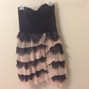 ⭐️Host pick! H&M flapper-style dress, true fit 0-2