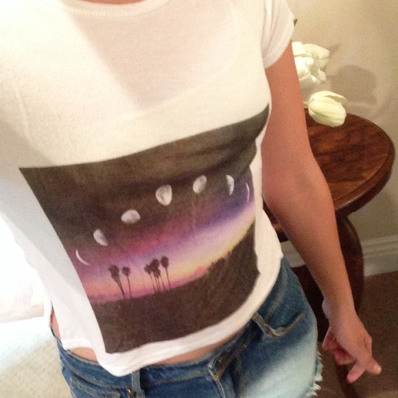 NEVER WORN Caroline Crescent Brandy Melville Top - Picture 3 of 4