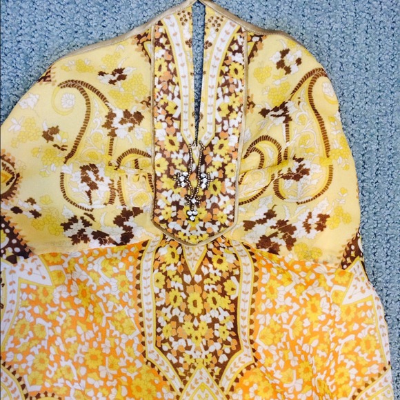 Adorable, brand new, Indian-inspired silk top! - Picture 3 of 4