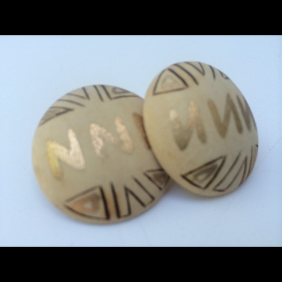 Light Wood Round Earrings - Picture 1 of 1