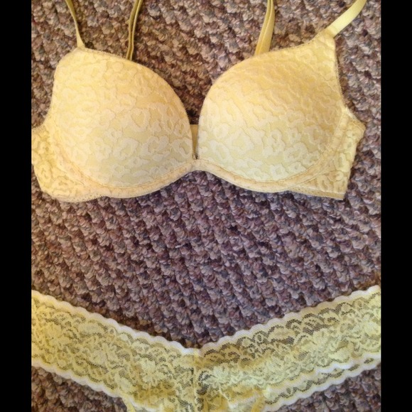 -XXX-SOLD ON FACEBOOK-XXX- - Picture 2 of 3