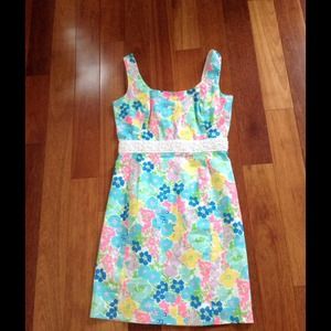 NWT Gorgeous Lilly Pulitzer Printed Floral Dress!