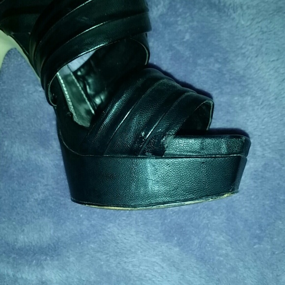 Sold! - Picture 4 of 4