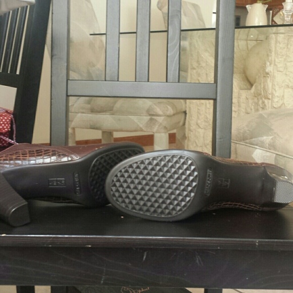 reduced Brown lace up shoes - Picture 4 of 4