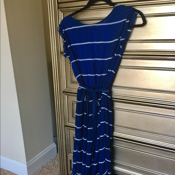 New gorgeous blue long summer dress - Picture 2 of 6
