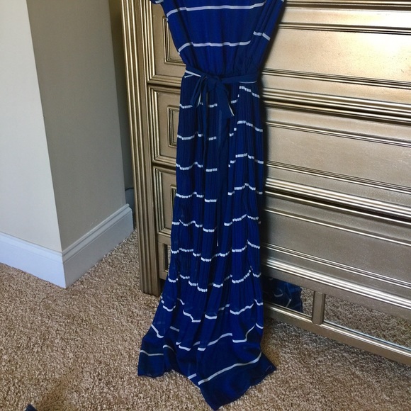 New gorgeous blue long summer dress - Picture 3 of 6