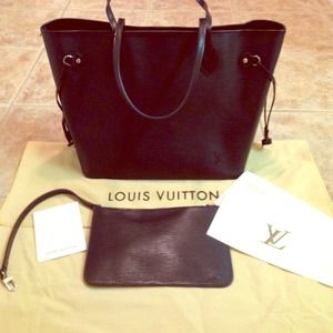 Relisted. Lv Epi neverfull inspired purse