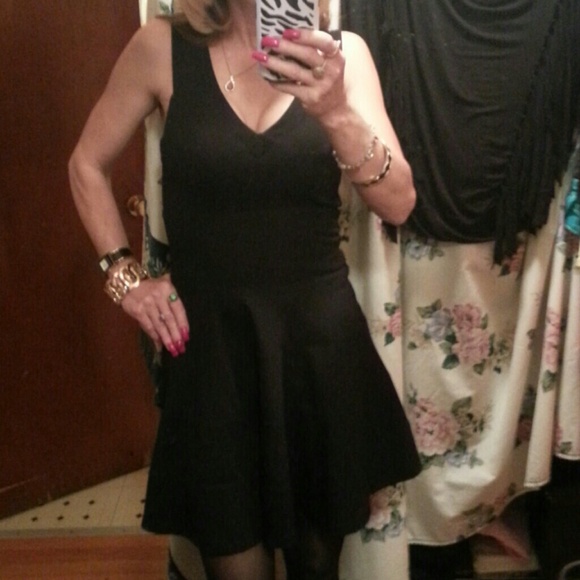 robbi & nikki Black razor back dress Xs - Picture 4 of 4