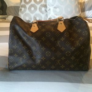 Louis Vuitton Bags - ✂️PRICE CUT✂️Authentic Louis Vuitton speedy 35 Louis Vuitton Bags - ✂️PRICE CUT✂️Authentic Louis Vuitton speedy 35