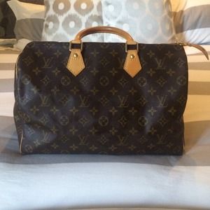 Louis Vuitton Bags - ✂️PRICE CUT✂️Authentic Louis Vuitton speedy 35 Louis Vuitton Bags - ✂️PRICE CUT✂️Authentic Louis Vuitton speedy 35