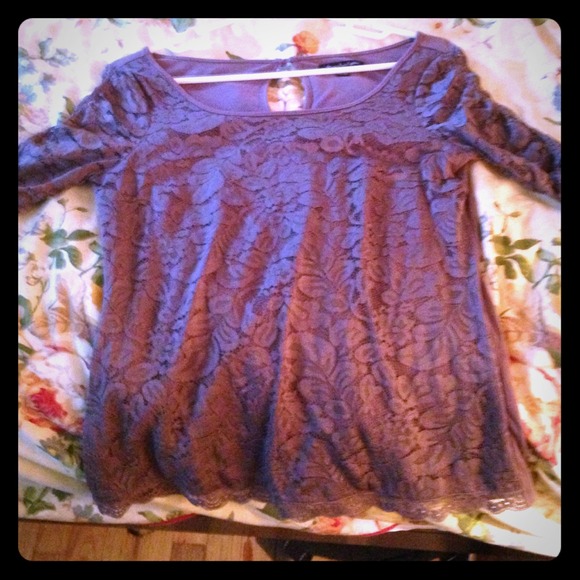 American eagle lace top