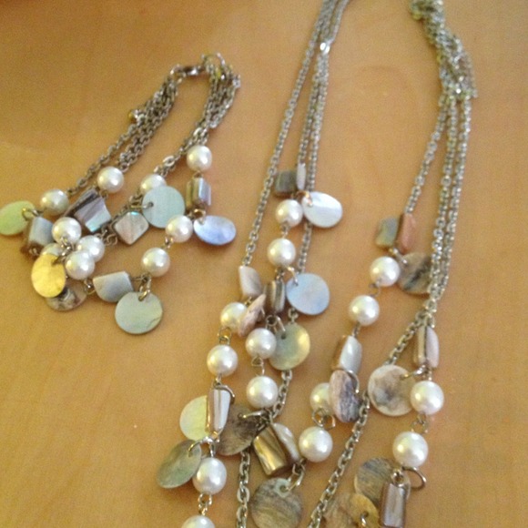 16-18 inch necklace with matching clasp bracelet..
