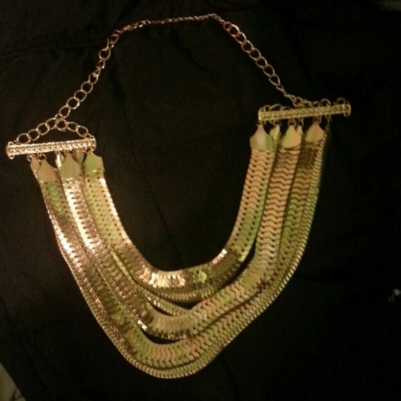 Necklace - Picture 2 of 3