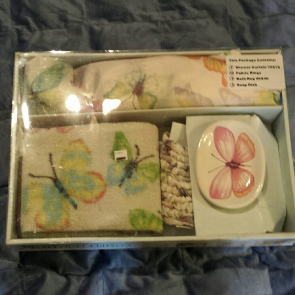 Butterfly shower curtain set
