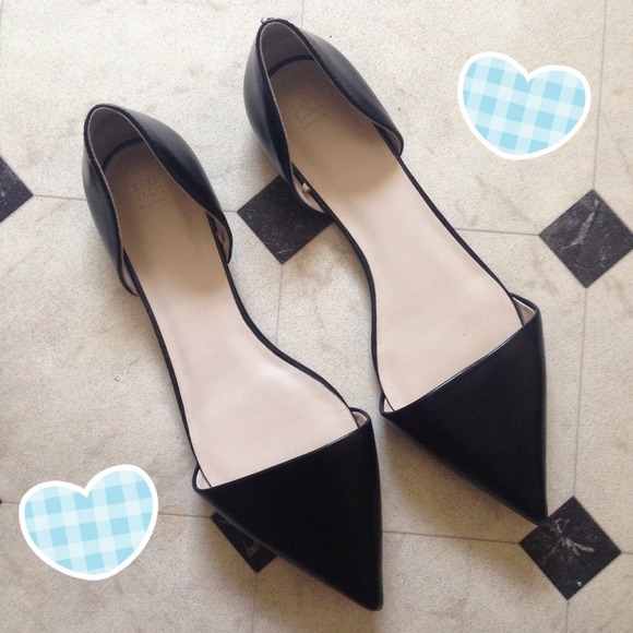 Zara Vamp Flats in Black