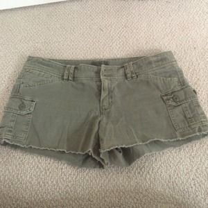 American Eagle army green shorts