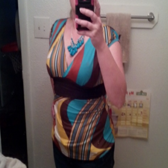 Striped top - Picture 2 of 2